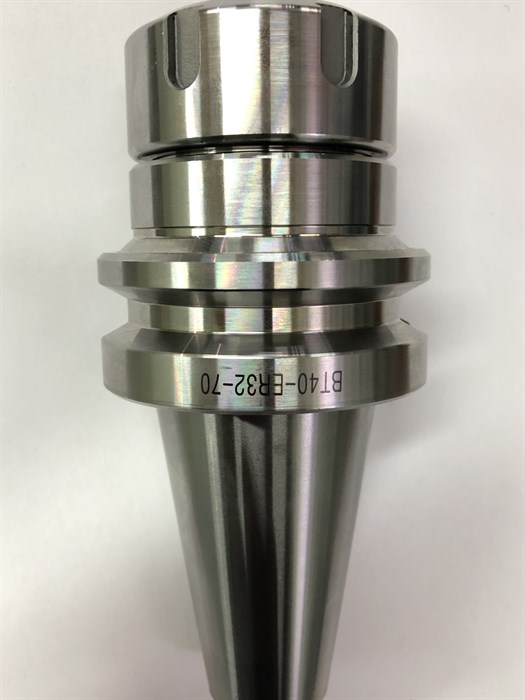 Патрон цанговый BT40-ER32-70 1760