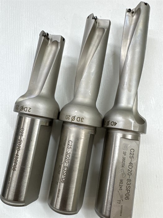 Корпусное сверло 14 мм 3D SP пластинами C25-3D14-45SP05 4372