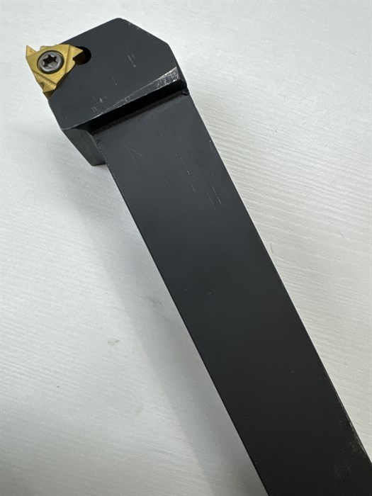 Державки наружные резьбовые SER2525M16 2006