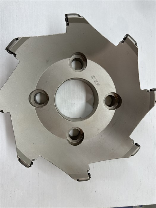 Фреза 200 мм торцевая KM12 200-60-8T 4819